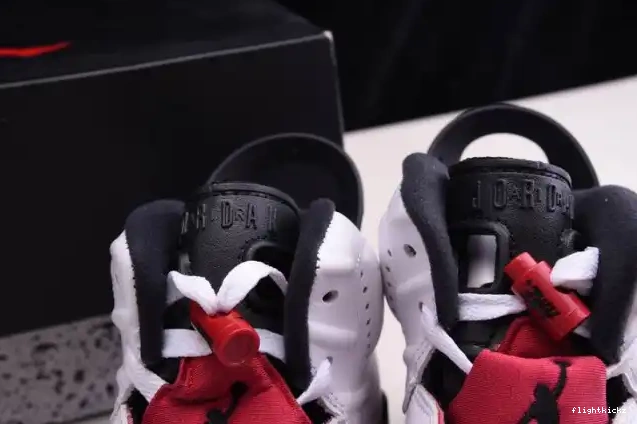 'CARMINE' JORDAN AIR RETRO 6 CT8529-106 2021 0630
